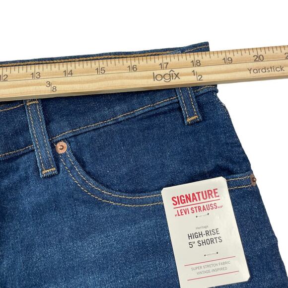 Levis Womens Jean Shorts Sz 18 Hertitage High Rise 5" Shorts Super Stretch Denim - Picture 12 of 12